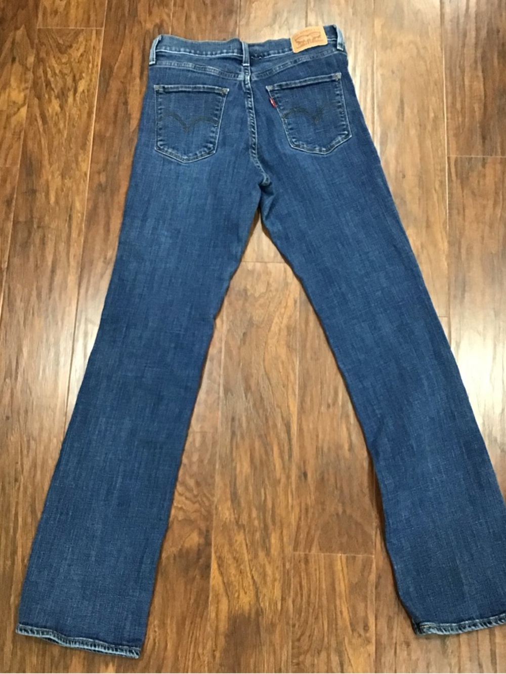 Levi's 315 Shaping Bootcut Jeans - Picture 3 of 5